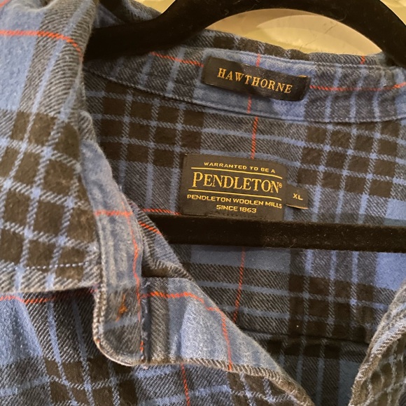 Pendleton Men’s Hawthorne Flannel Button down shirt. XL. EUC. Blue Tartan. - Picture 3 of 7